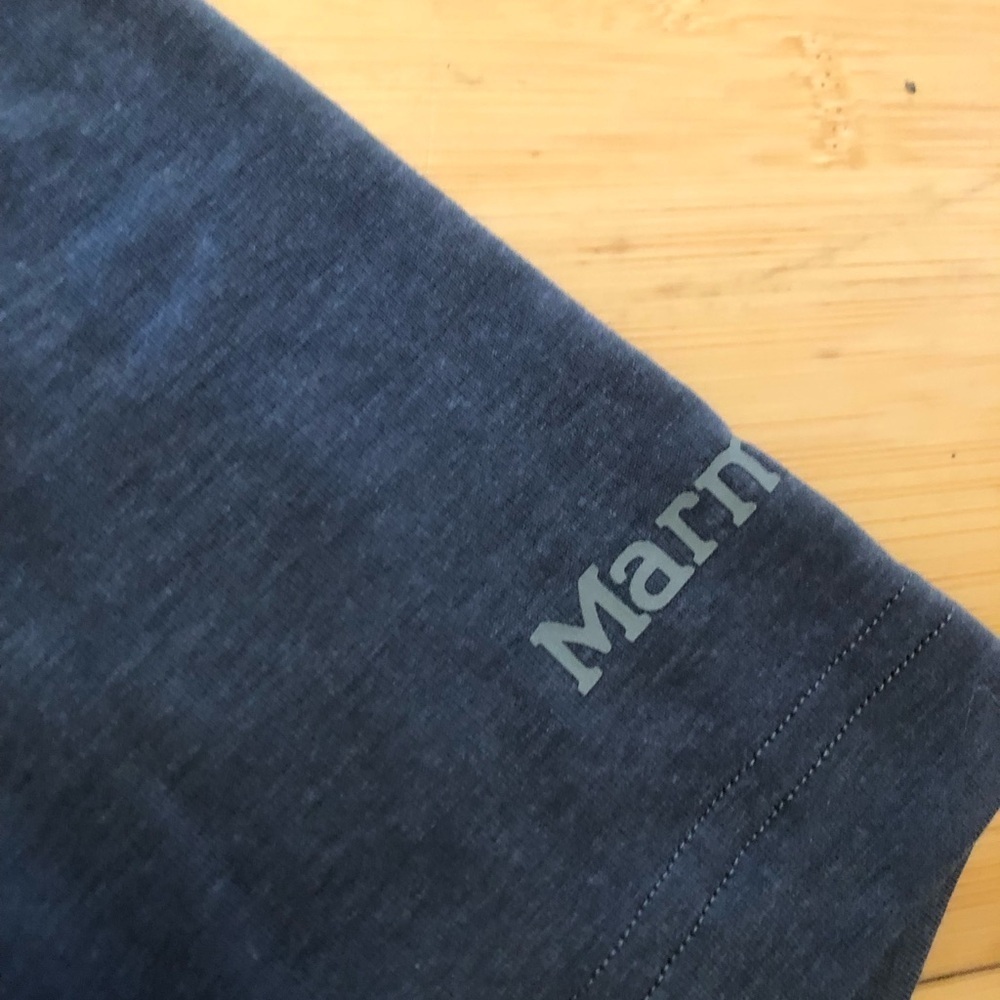 Marmot large button up shirt - Picture 3 of 3